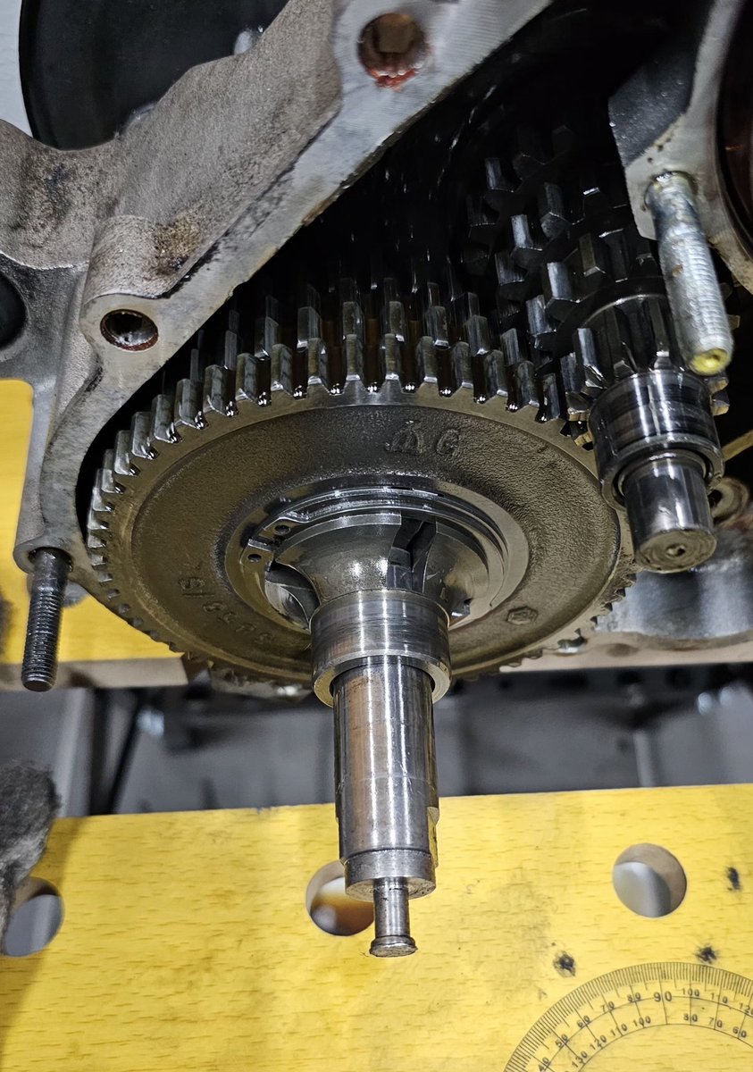 もみあげ tweet media