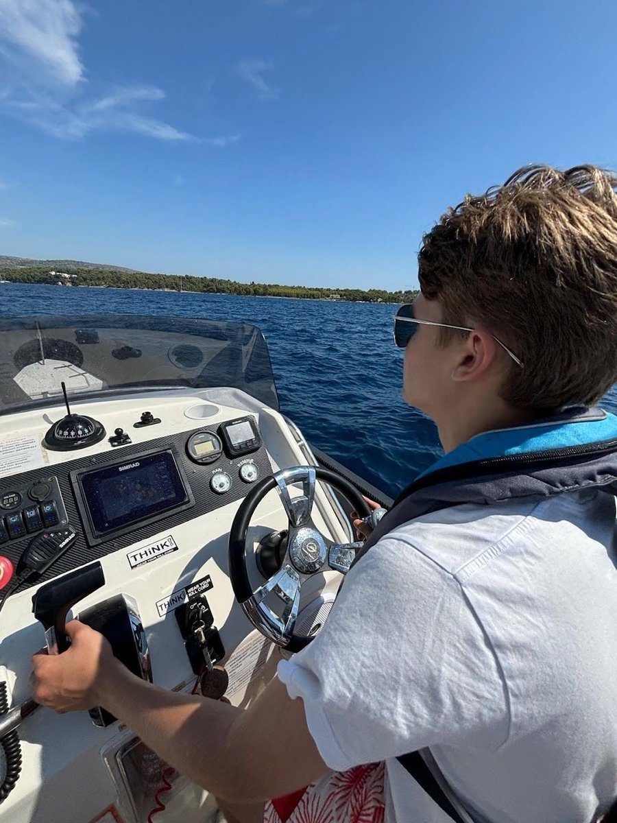 YachtSailTrain's tweet image. #powerboat #powerboatlevel2 #ryapowerboat #boatlicence #boatinglife #boatingtraining #ribboat #boatlife #oceanlife #croatiaboating #adriaticsea #seavibes