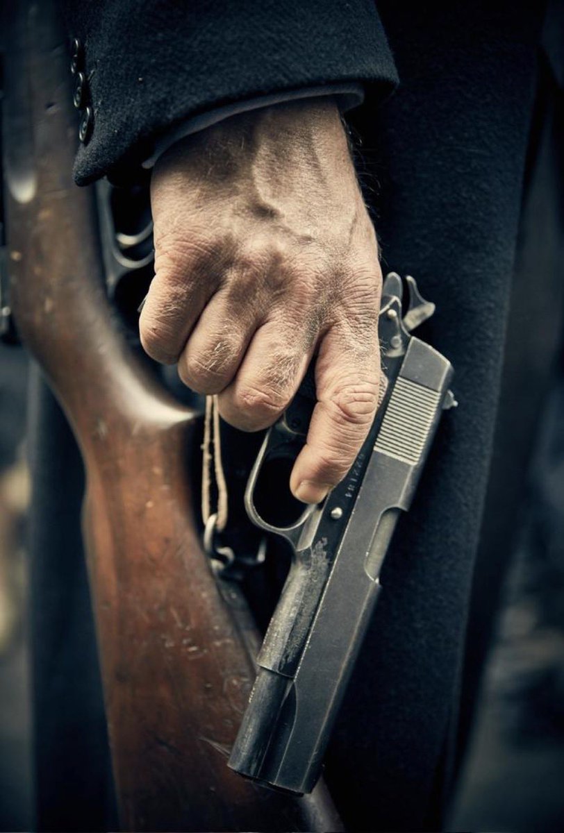 scarlet 🍓 tweet media