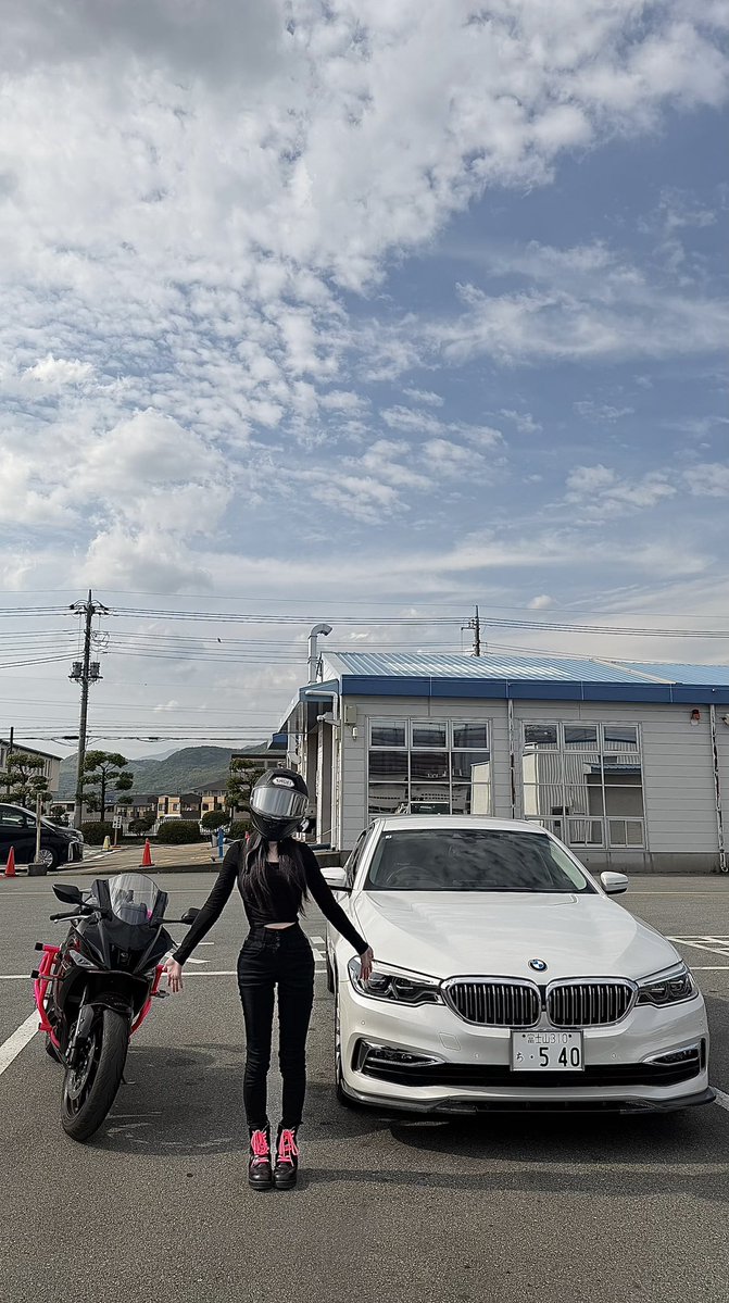 なちょ tweet media