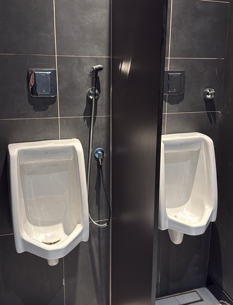 سلطان tweet media