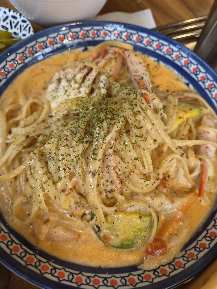 GGwak_gi's tweet image. ✨️서촌 시우식당✨️
다들 '그 해 우리는' 드라마 보셨나요? 
드라마에 나왔던 시우식당을 방문했어요!
메뉴에 양식&amp;amp;한식이 같이 있어 두 가지를 즐길 수 있어요😊
서촌에 방문하실 일이 있으시다면 한 번 방문해 보시는 걸 추천드려요~☝️

#서촌 #서촌시우식당