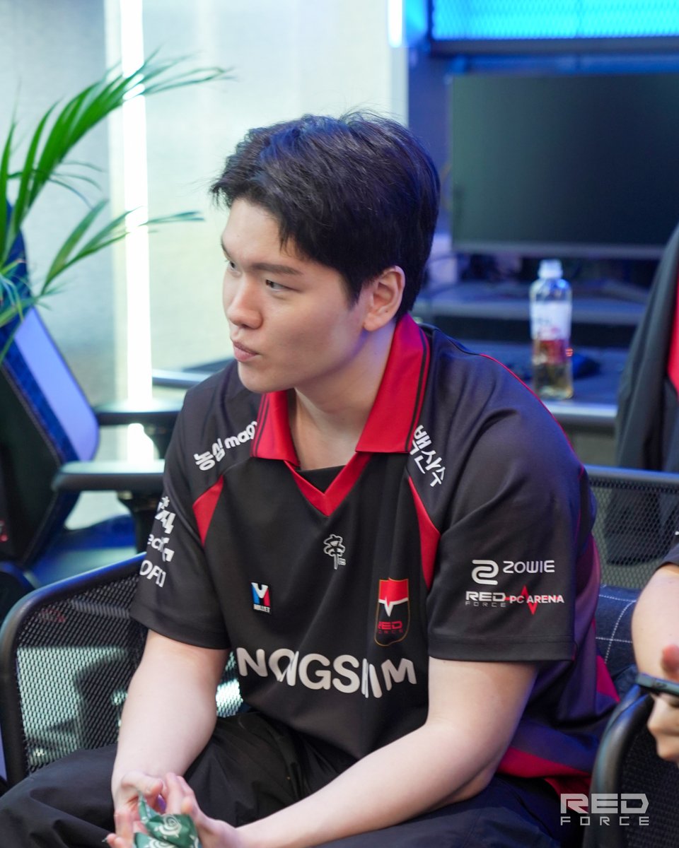 NS RedForce tweet media