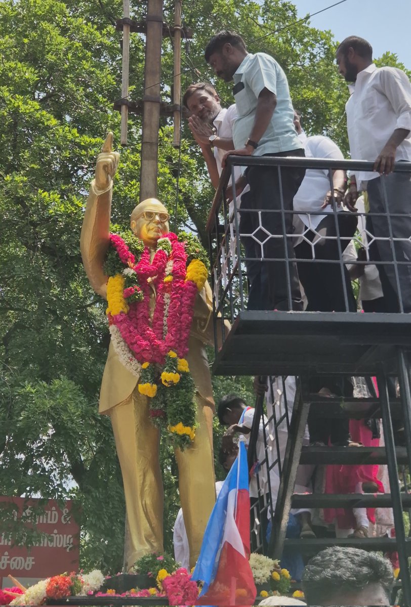 VckMuthukumar's tweet photo. ஏப்ரல்-14-2026 புரட்சியாளர் 
#அம்பேத்கர் 135 பிறந்தநாள்..
சமத்துவநாளான இன்று
அவரது திருவுருவ சிலைக்கு  புகழ் அஞ்சலி செலுத்தினோம்.  இடம்: தல்லாகுளம் மதுரை  @thirumaofficial https://t.co/yRfNcMOSeh
