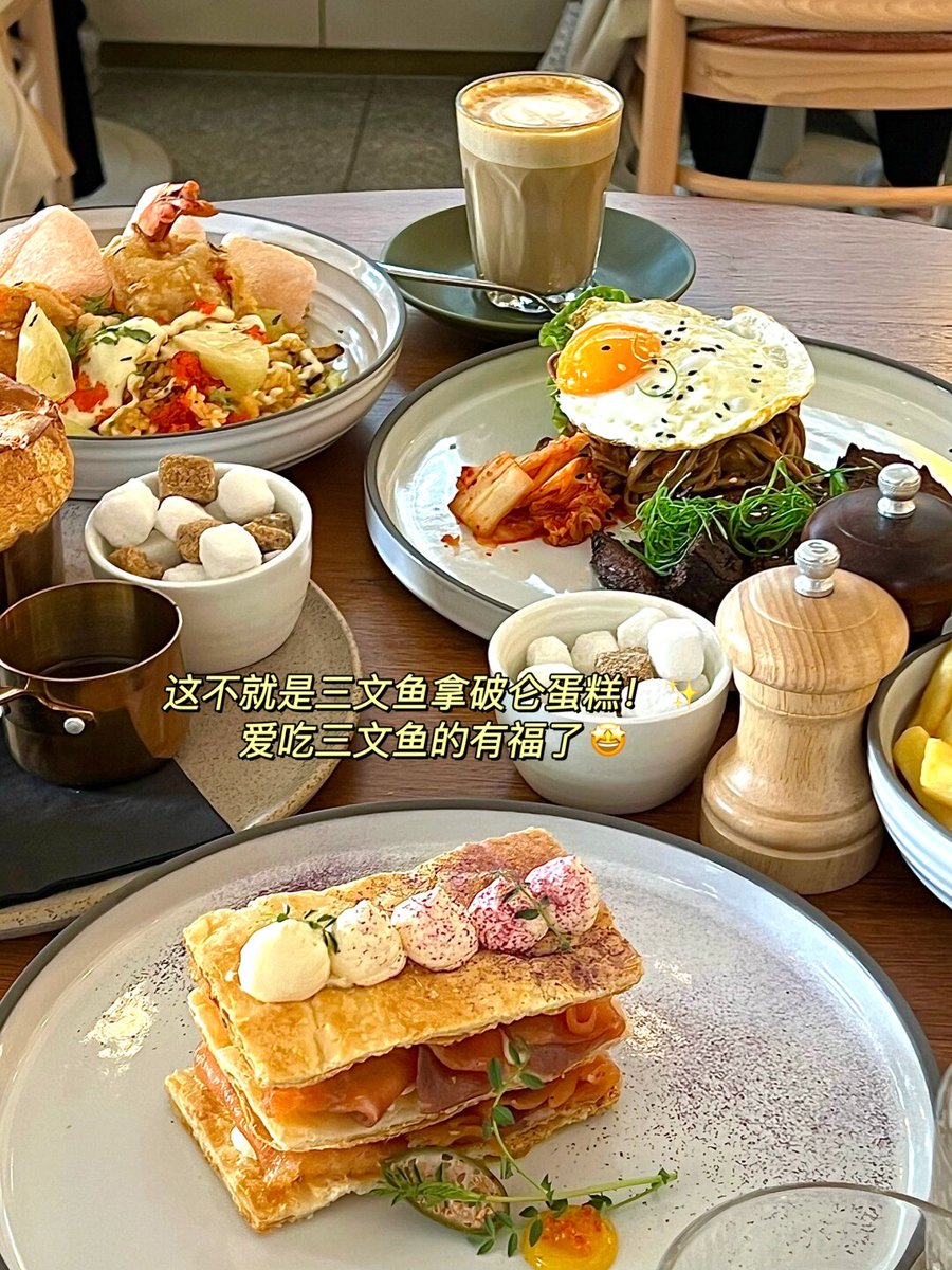 Amelia Woodson tweet media