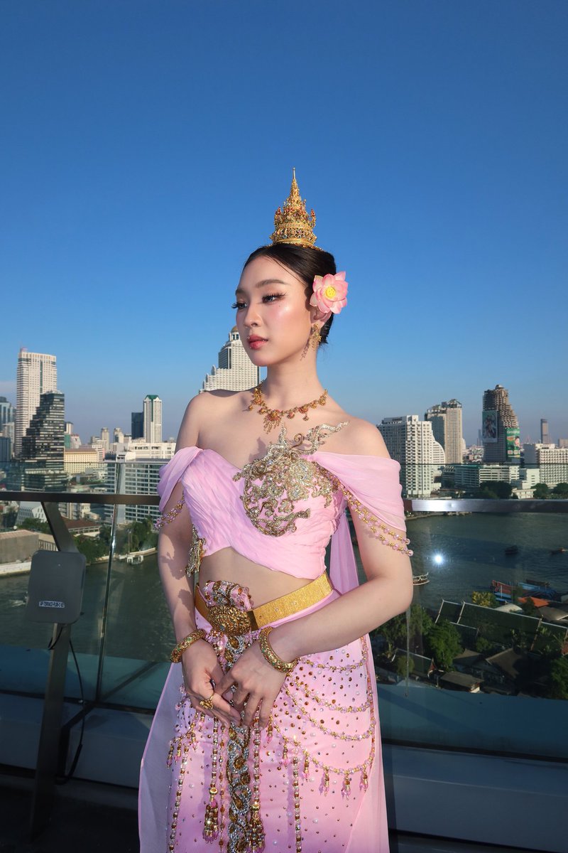 fbananai's tweet photo. #Songkran 💖✨️ https://t.co/BHYFc9TDBM