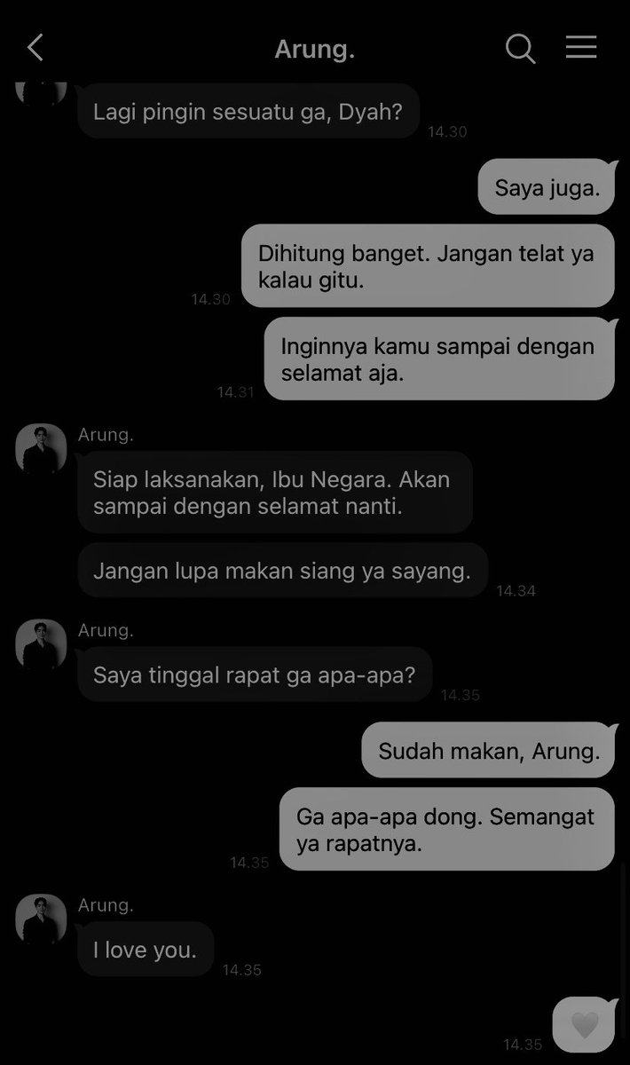 GUTEDAME's tweet photo. ️️
️️
️️
Habis dapat pelanggan yang lumayan menguras energi, tiba-tiba ada pesan masuk, energinya jadi balik lagi.  
️️
️️
️️ https://t.co/zoqjA3Lf1i