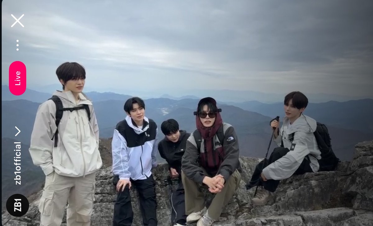 𝖲ოꪱᜒᥣ౿ɣ ꙳⋆❀ tweet media