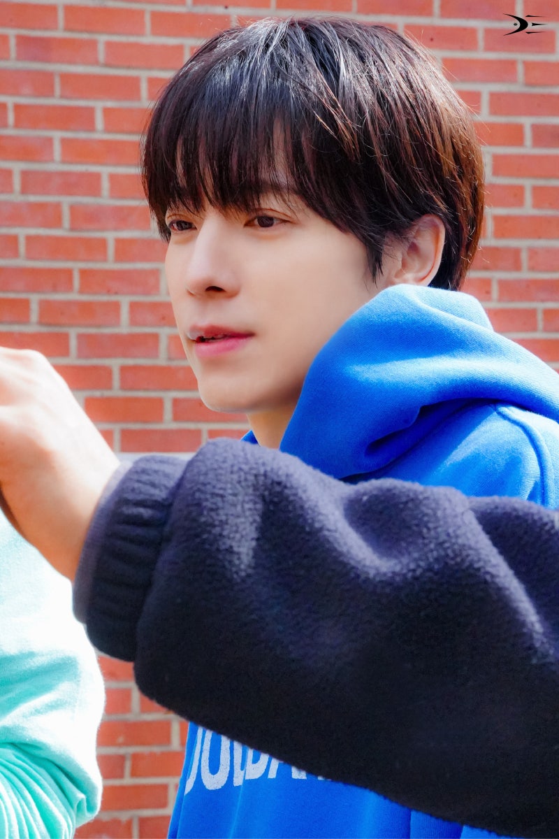 whitemoon tweet media