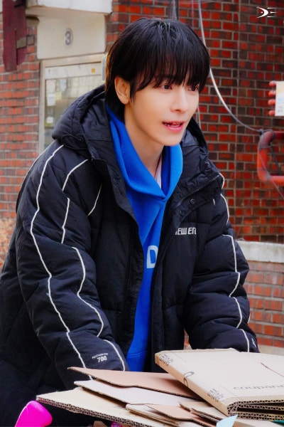 whitemoon tweet media