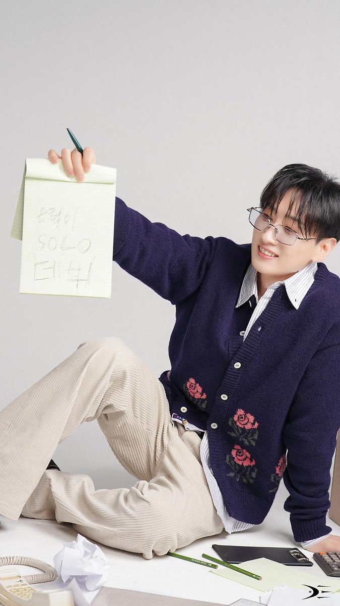 whitemoon tweet media