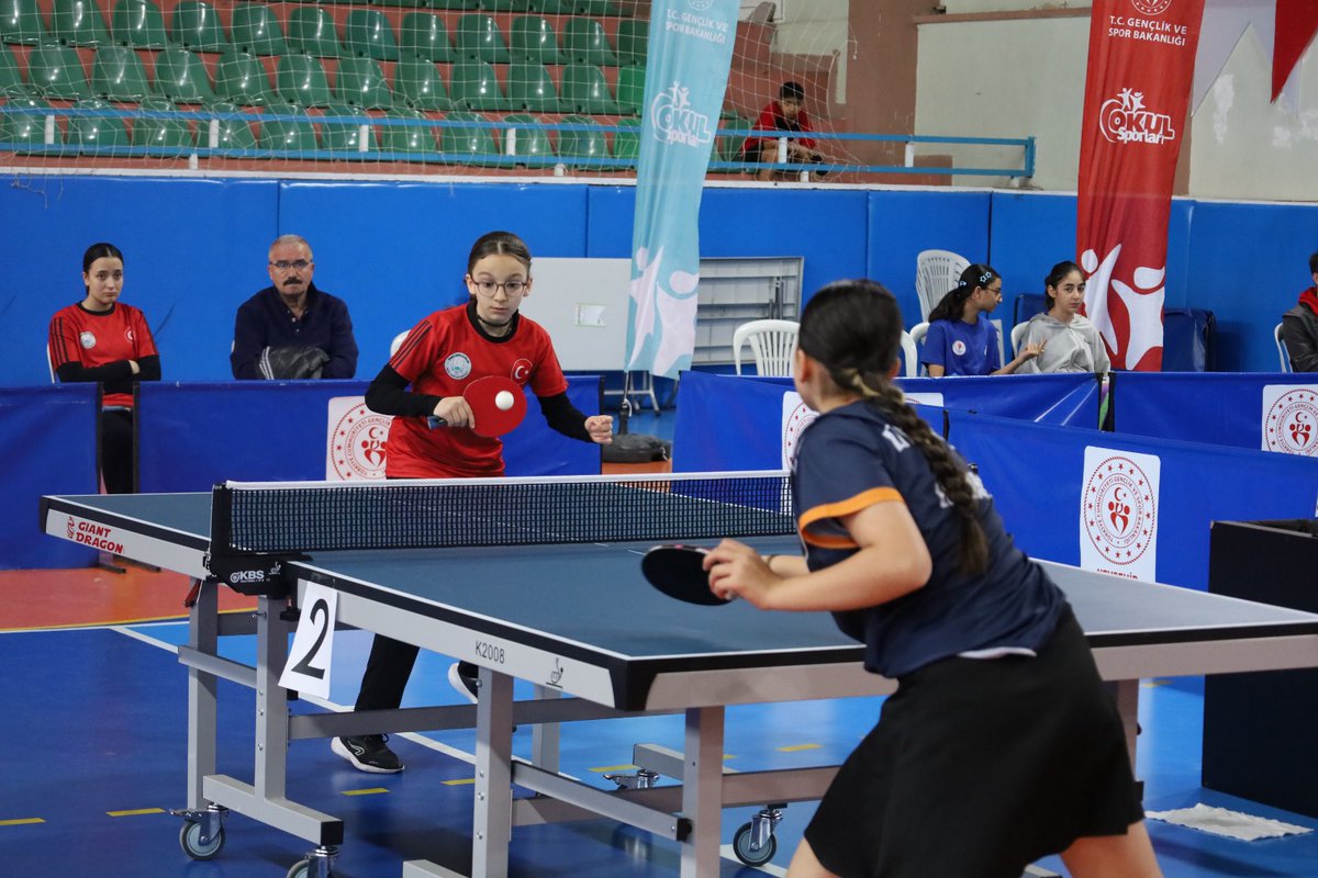 İlimiz ev sahipliğinde düzenlenen Okul Sporları Masa Tenisi Yıldızlar Türkiye Şampiyonası başladı.🏓

Tüm sporcularımıza başarılar diliyor, müsabakaların centilmenlik ve fair-play ruhu içinde geçmesini temenni ediyor, Kapadokya’nın eşsiz büyüsünü keşfetmelerini tavsiye ediyorum.