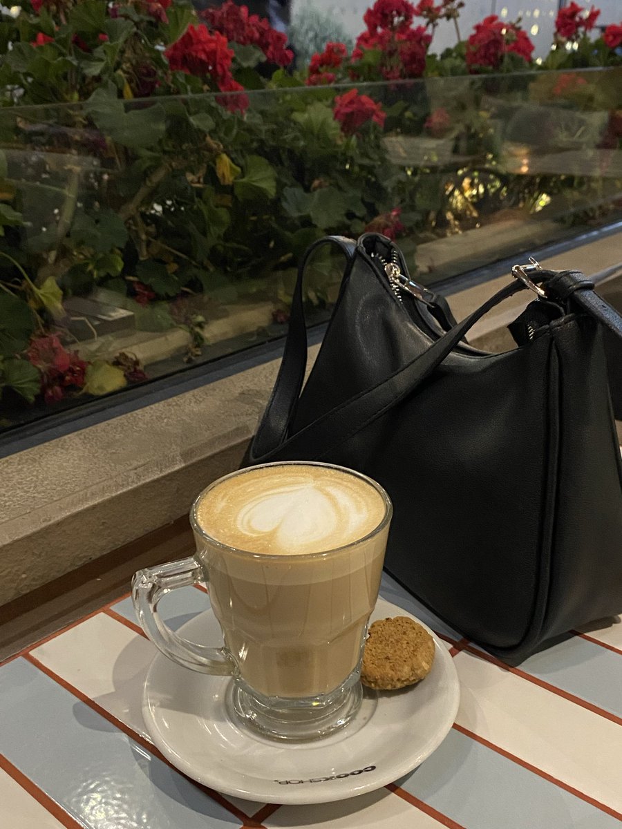 Dilekkbilikk's tweet photo. ☕️ https://t.co/TU3chMa6RD