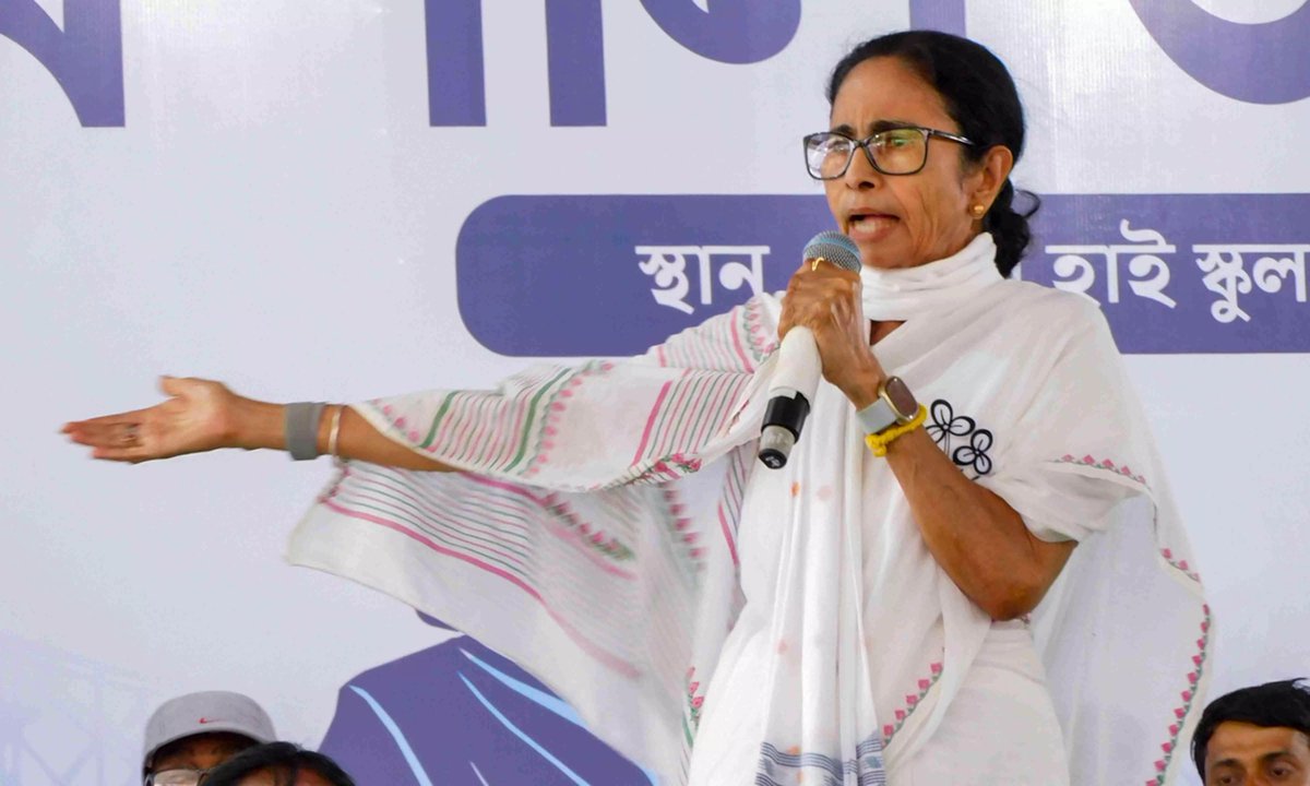 mohitlaws's tweet image. 🚨ED arrested I-Pac director Vinesh Chandel.

It’s not law enforcement, it’s pure political desperation.

When BJP knows it’s losing Bengal, it switches from campaigning to intimidation.

When PK was involved with I-Pac, there was no ED action. Connect the dots.

Bengal has seen