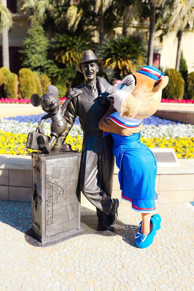 可愛いあの子もウォルトさんにメロメロ〜💞🎶💙✨