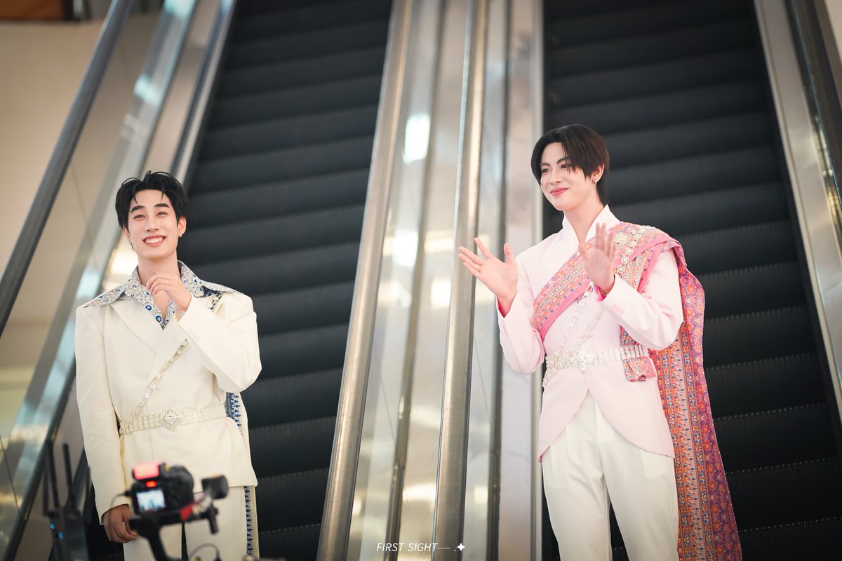 𝘍𝘐𝘙𝘚𝘛 𝘚𝘐𝘎𝘏𝘛── .✦ tweet media