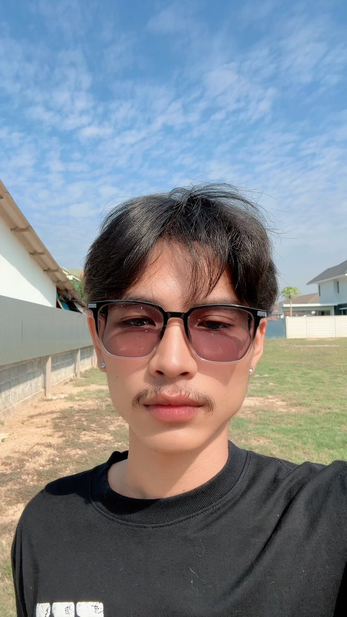 รับงานเท่านั้น tweet media