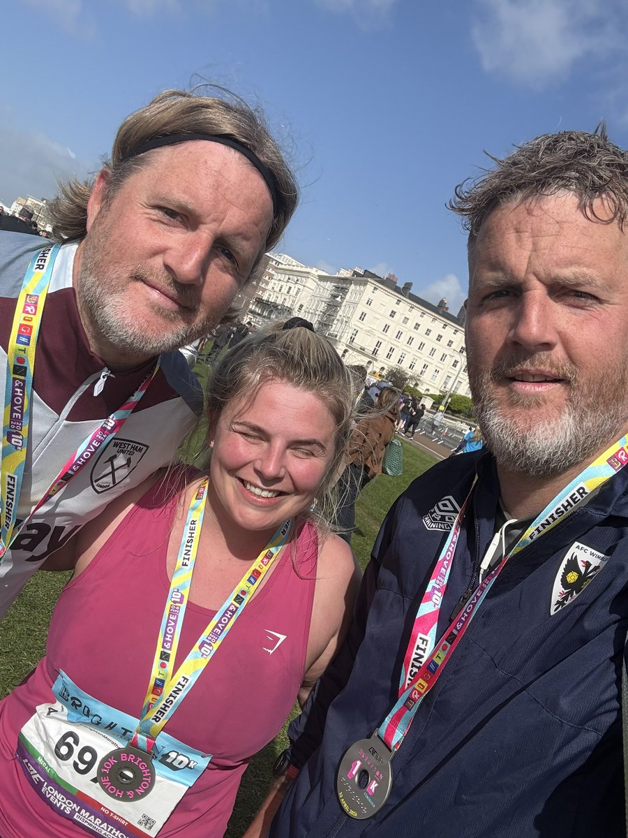 Spampoodle's tweet photo. Great 10k in Brighton this weekend. The wind was not for the weak. The sun came out eventually ☀️ 🌊 🏃‍♀️ https://t.co/dqELgBGM4L