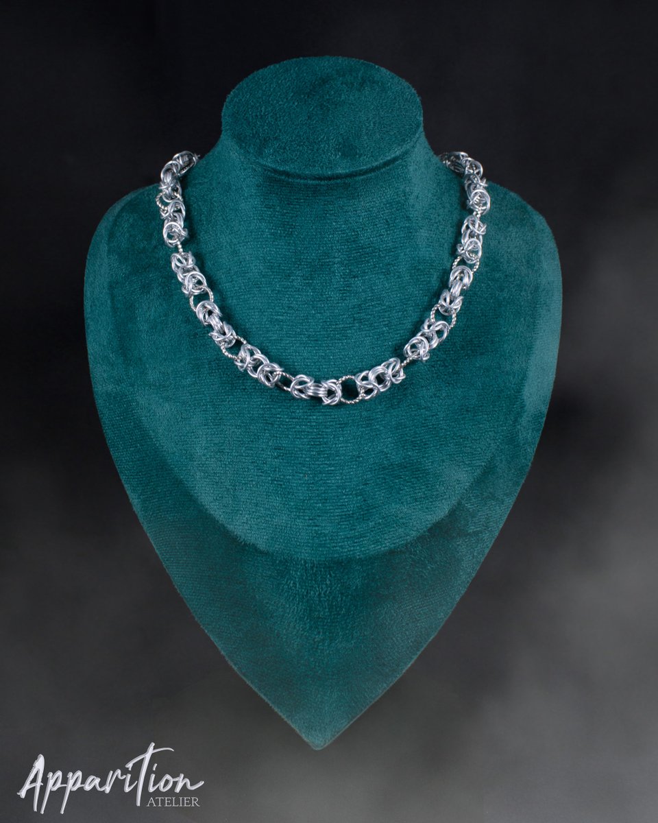 ApparitionSA's tweet photo. ⚔️ Tituba Chainmaille Necklace

⛓ R300

Available now at https://t.co/V1TYhIP0C3

#apparitionatelier #handcrafted #modernmedieval #chainmaille #jewellery https://t.co/L4MWhID60f