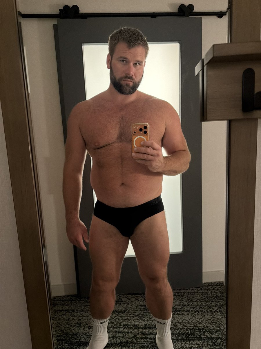 Bearly Mike tweet media