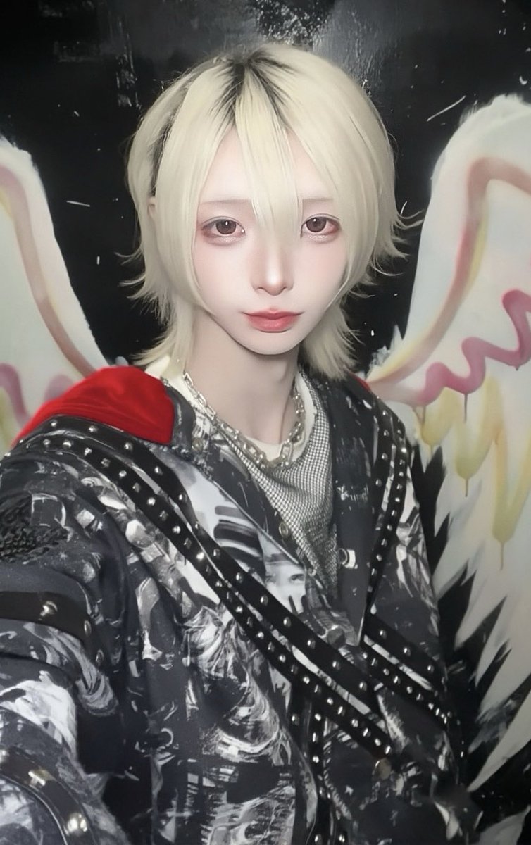 麗 メトリア tweet media