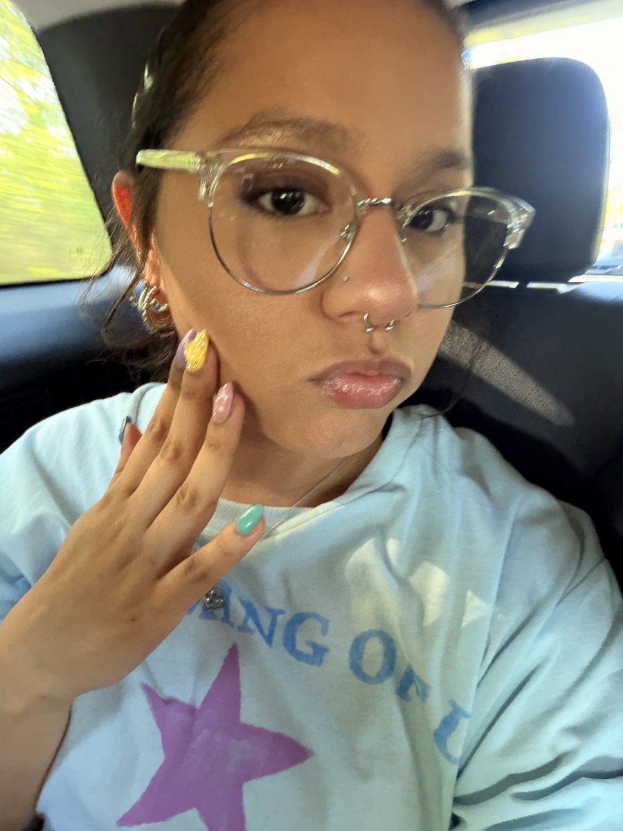 Yazmine 🌞 tweet media