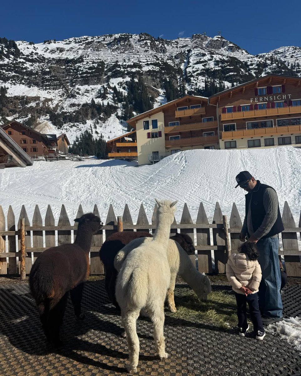 IIFA's tweet image. Alia Bhatt shares a sweet wish and unseen memories with Ranbir Kapoor on their 4 year anniversary ✨ Happy Anniversary to the beautiful couple ❤️

#IIFA #Bollywood #AliaBhatt #RanbirKapoor