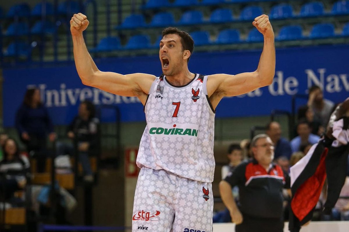 CoviranGranada's tweet photo. 🔙 El 14 de abril siempre será una fecha especial 😍
❤️ Tal día como hoy hace 8 años vencíamos en Pamplona a Basket Navarra por 74-78 y certificábamos nuestro ascenso a LEB Oro.
✏️ ¡Cuéntanos cómo lo viviste! 👇
#ContigoFundación #tDcH #OTD https://t.co/EM614I2hEn