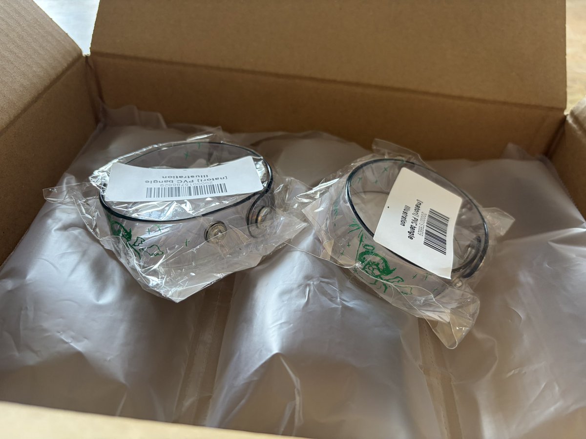 jun201623 tweet media