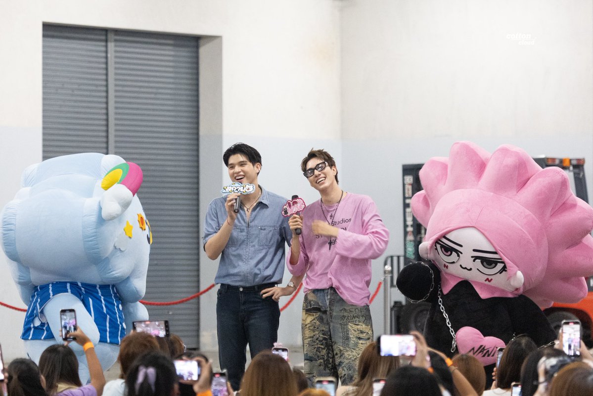 cottonclou_d's tweet image. กะเป้นครอบครัวเดียวกันมานานแล้ว

#FamilyDayWithSkyNani
#สกายนานิ #SkyNani
#SMYLE #NEONA