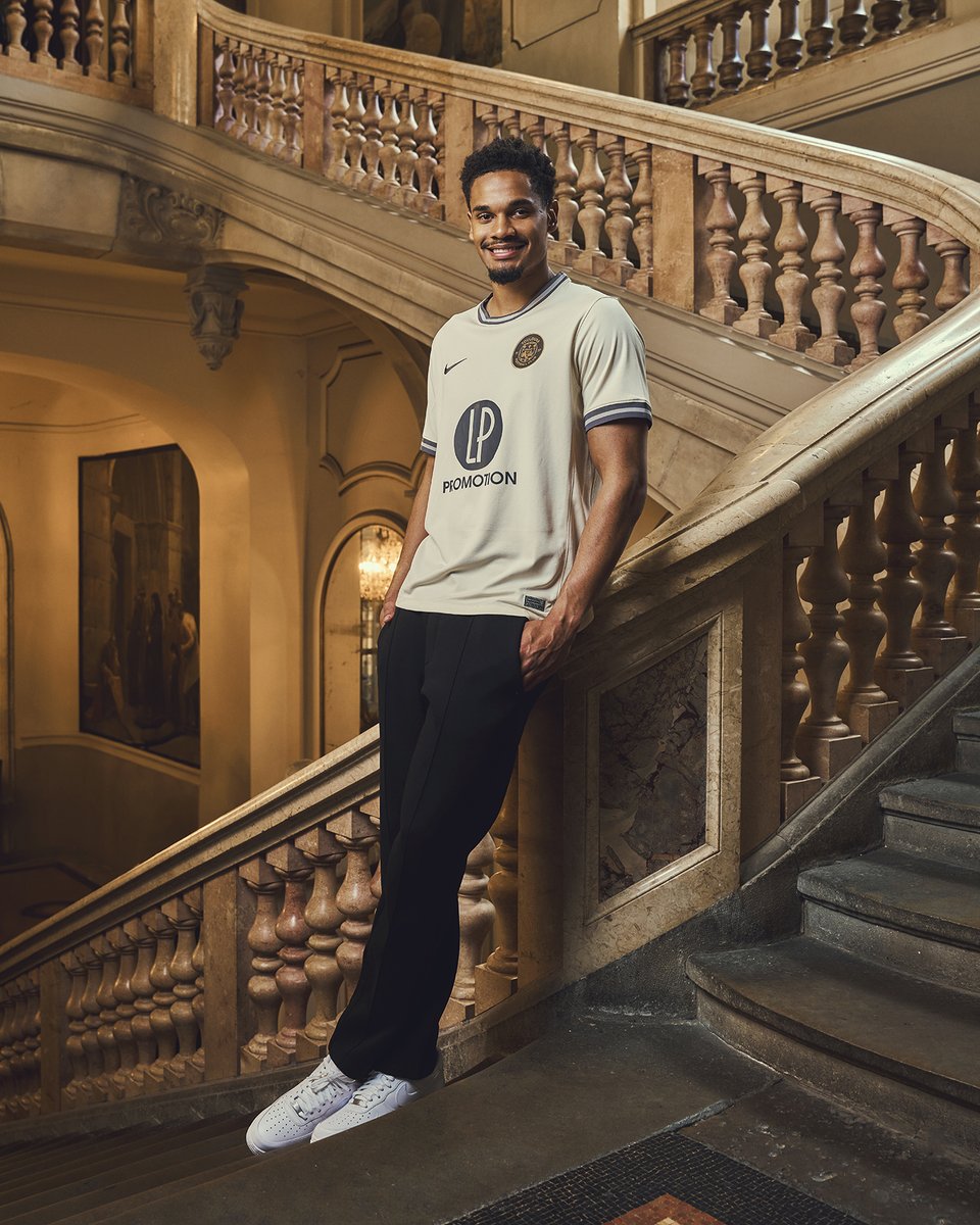 ToulouseFC's tweet photo. Vous aimez ? C’est toulousain ✨

Et unique au monde !

𝐂𝐀𝐏𝐈𝐓𝐎𝐋𝐈𝐔𝐌 🏛️