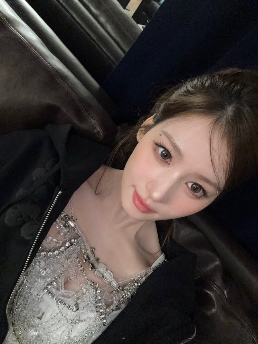 SubjectKpop's tweet image. Sana's Instagram update

Pony in a long time🐎🪽🪽

#TWICE #트와이스 @JYPETWICE