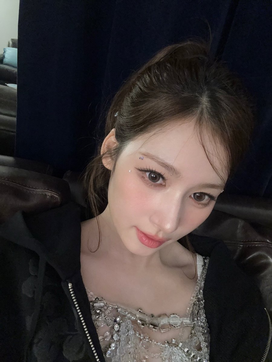 SubjectKpop's tweet image. Sana's Instagram update

Pony in a long time🐎🪽🪽

#TWICE #트와이스 @JYPETWICE