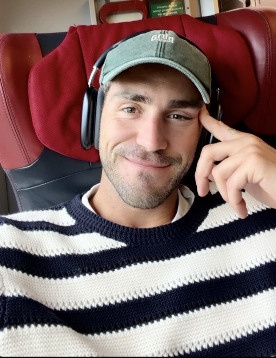 Katia 👠 tweet media