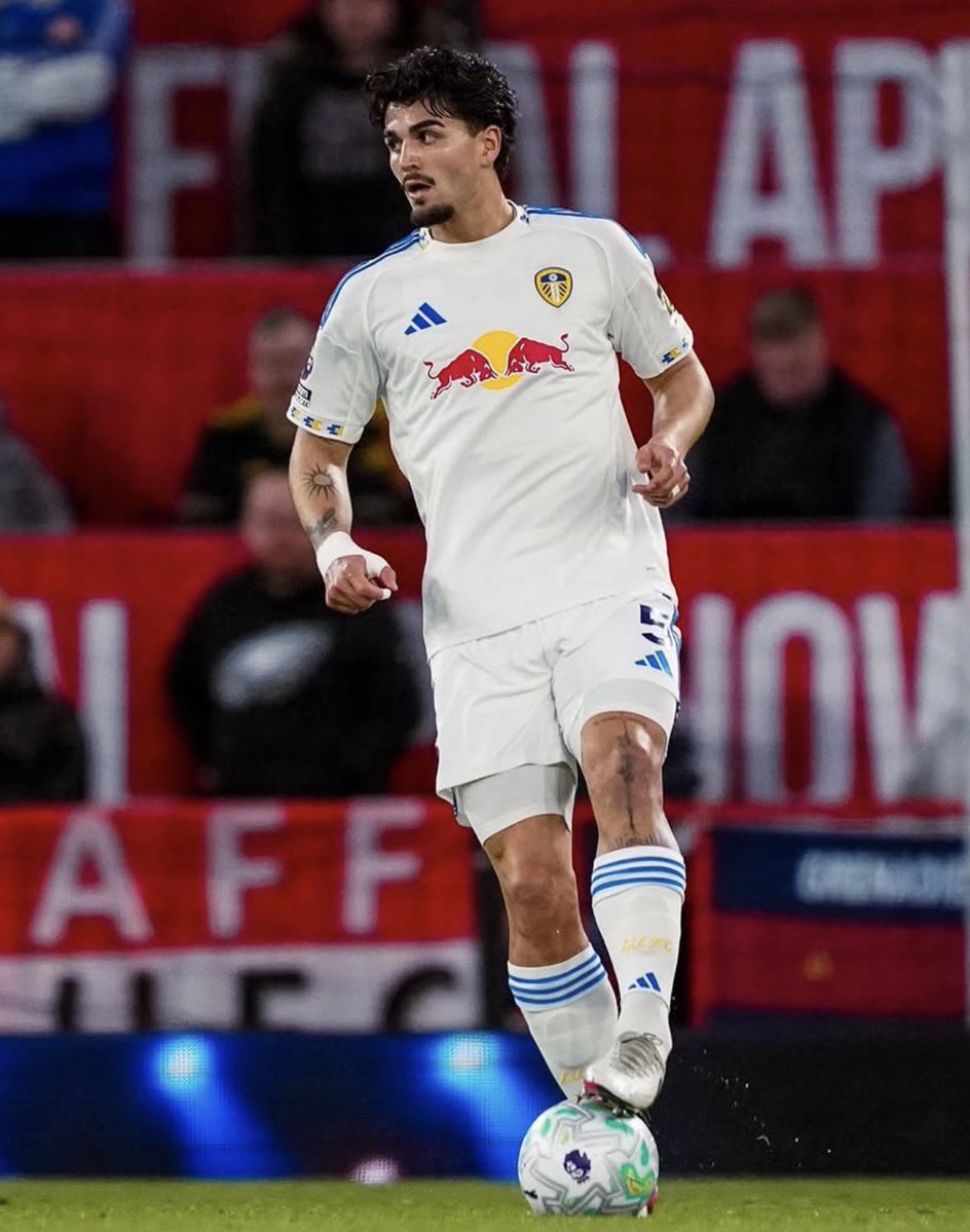 LeedsAllOver's tweet image. Are you watching, Ronald Koeman?

#LUFC