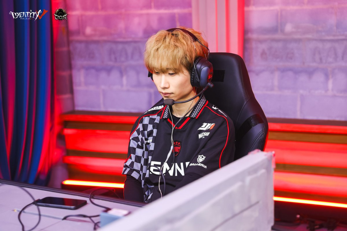 【公式】IdentityⅤ 第五人格eスポーツ事務所 tweet media