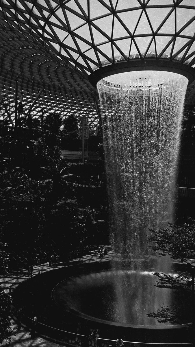 ceasar799's tweet image. Glow up ✨🪩 #singapore