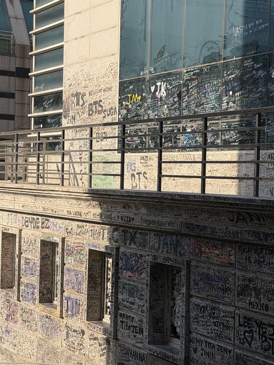 Rina ⊙⊝⊜ tweet media