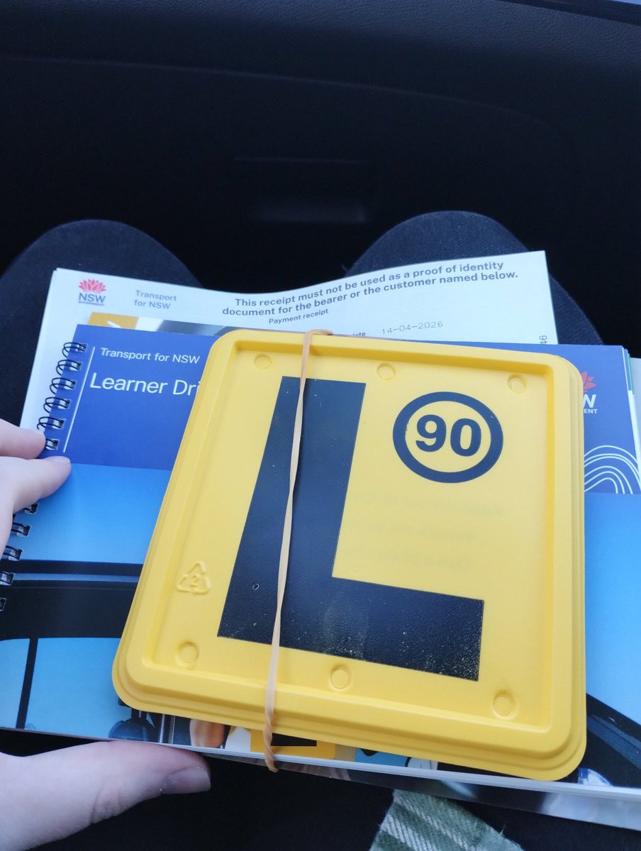 EpicLabcoat tweet media