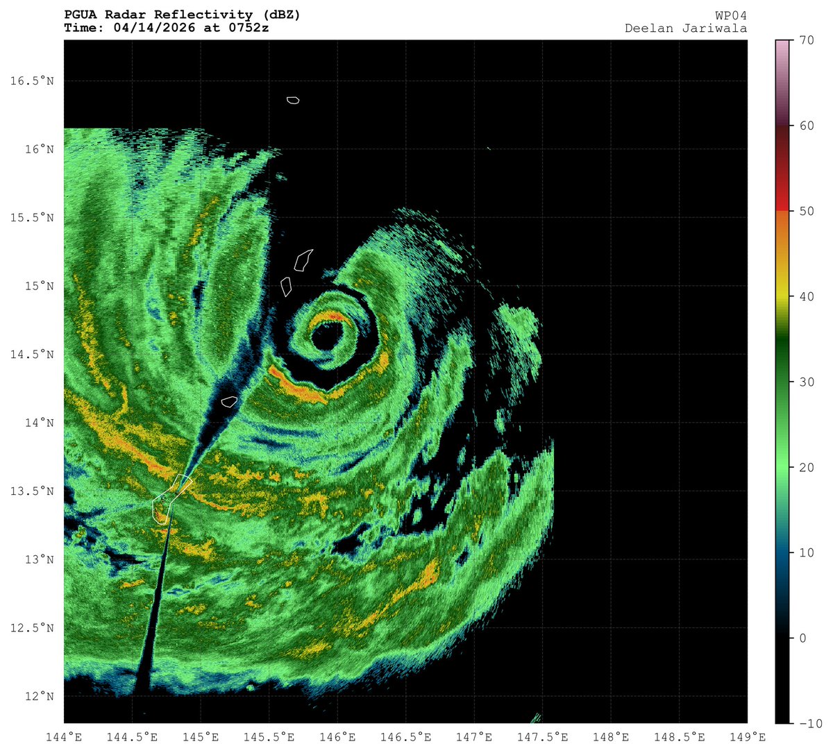 WxTca's tweet photo. Hard to get a more classic looking late-stage eyewall replacement cycle than this one with #Sinlaku https://t.co/qbeoiSzy2P