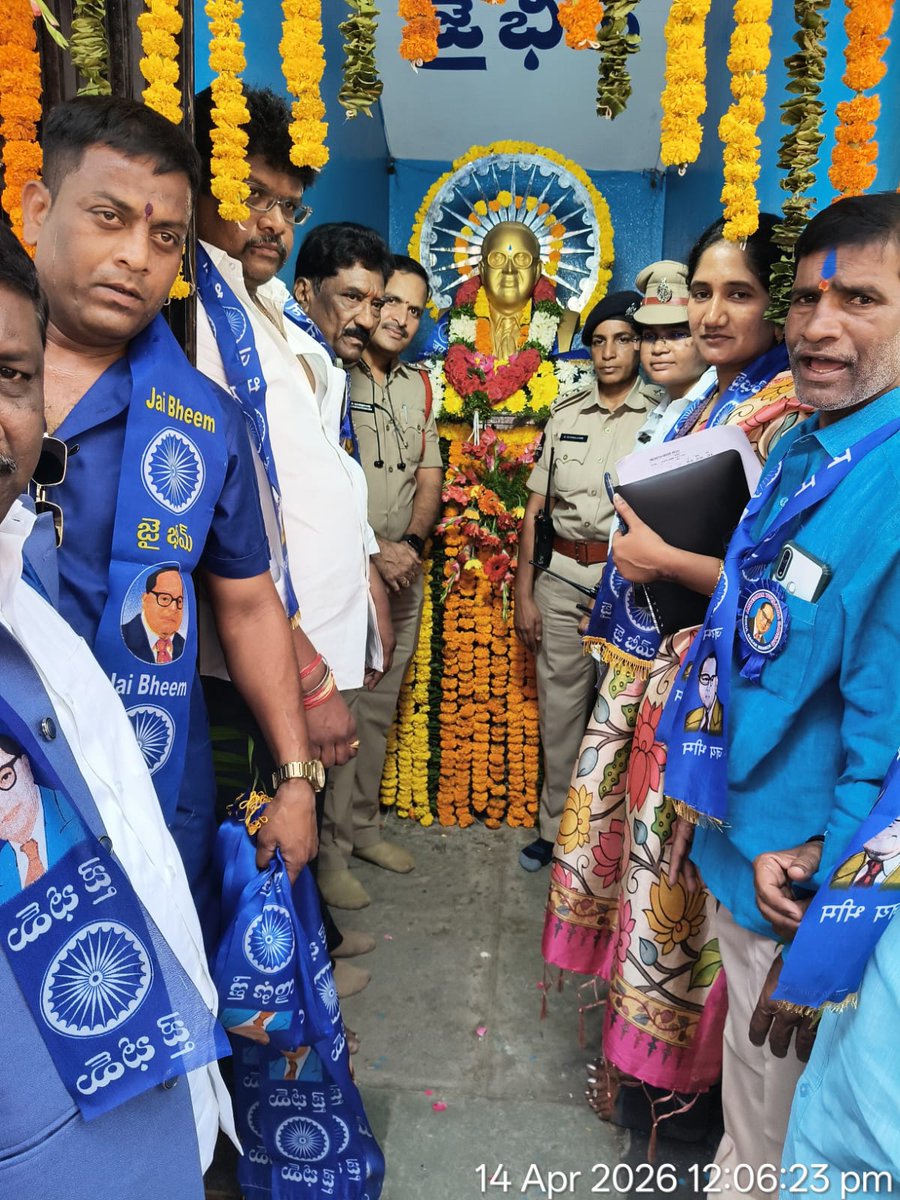 shotr_asifnagar's tweet photo. Day-2 (14-04-2026) of ArriveAlive: Road safety awareness held at Gokul Nagar on AmbedkarJayanti.
Led by ACP Golconda Smt. Dhanalakshmi Madam, organized by Asif Nagar TrPS, with participation from Inspector T. Purushotham Rao, Stakeholders &amp; other People. Road Safety Pledge taken. https://t.co/g280UelVH2