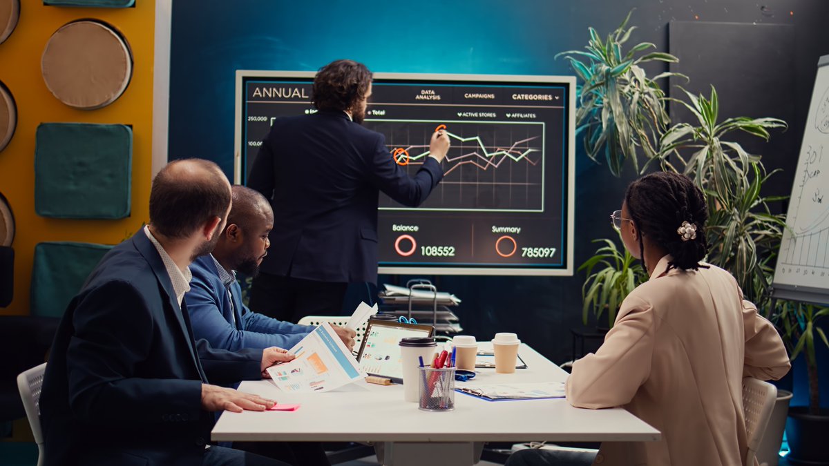 VKcreativelearn's tweet photo. 🚀 Track what truly matters in L&amp;D for 2026—beyond just completion rates.
📊 Learn the key metrics that drive real impact.
👉 https://t.co/e14KfJG1J8
#LND #HR #Upskilling https://t.co/I4hrlLfuQ8