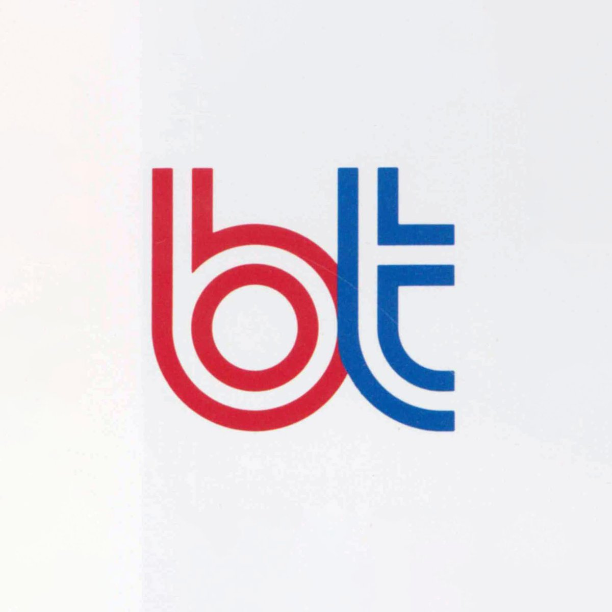 DesignReviewed's tweet image. British Tissues (paper tissues) (1977) brand identity designed by Kenneth Hollick. Scanned from Trademarks Collection Europe, Kashiwashobo, 1988 designreviewed.com/artefacts/trad… #brandidentity #graphicdesign #logodesign