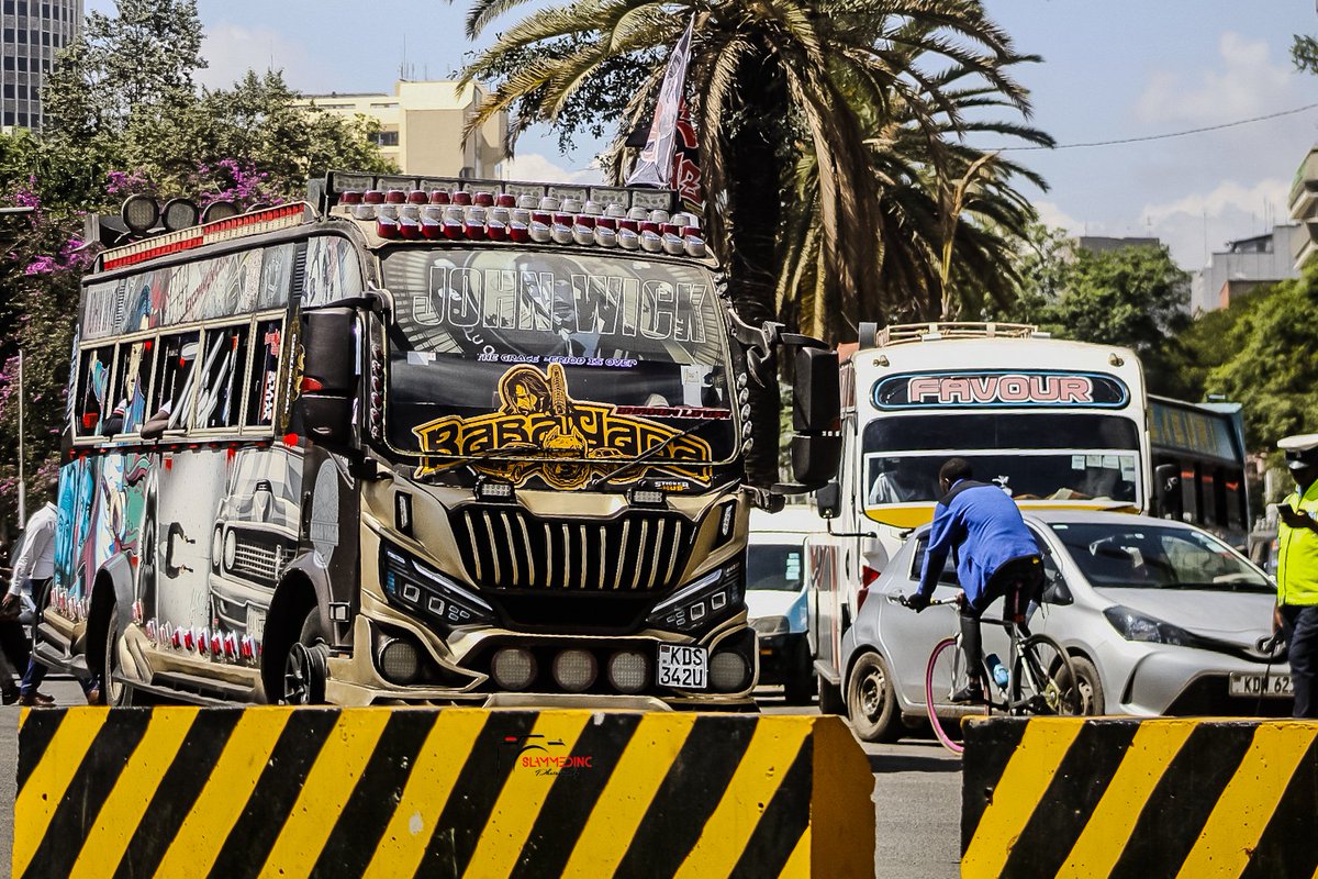 el gaviria tweet media