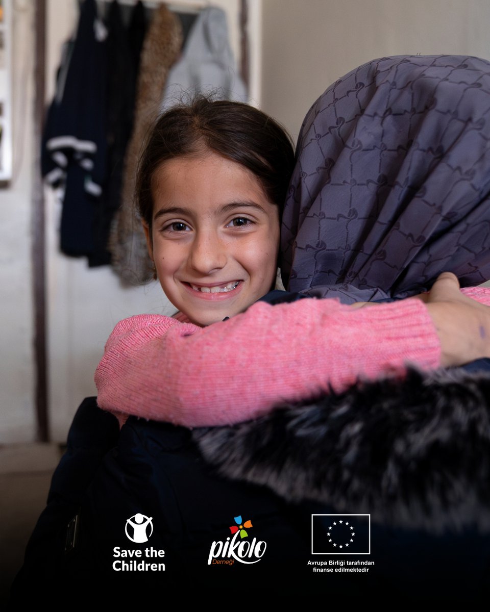 SaveChildrenTR's tweet photo. AB’nin (@eu_echo) desteği, @pikolodernegi iş birliğiyle, Adıyaman’da konteynerlardan şehir yaşamına geçiş sürecindeki aileleri nakit desteğiyle güçlendirerek temel ihtiyaçlarını karşılamalarını sağlıyoruz, bu sayede Leyla* okula güvenle devam edebiliyor. https://t.co/X2b9nOUByW