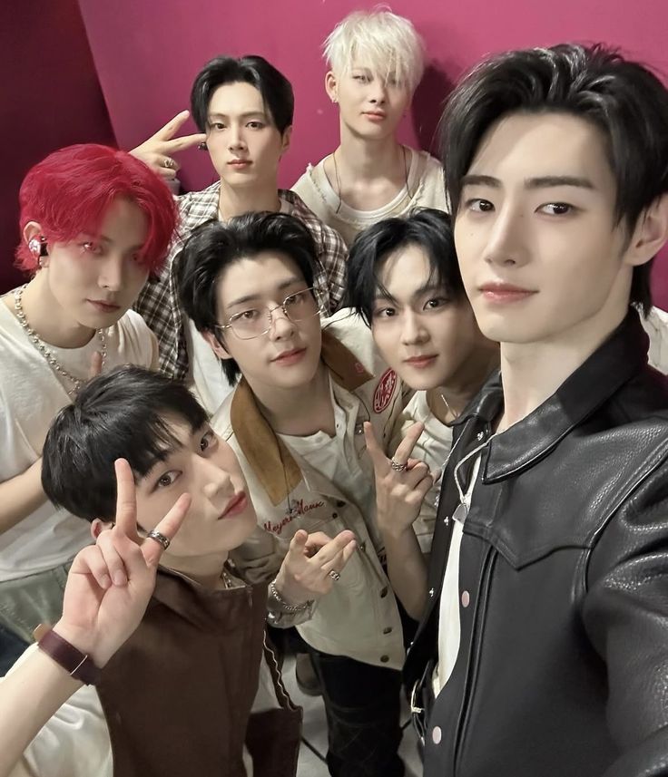 lunaraquarian28's tweet photo. Selamat sore ENGENE, jangan lupa drop HT hari ini yahh!👇🧡

boycott hastags:
#OurFutureIsPerfectWITH7
#BELIFT_Boycott_Continues

alternative hashtags:
#OurFutureIsPerfectWITH7
#Our_sevEN_stars https://t.co/G3MrOJAYoL