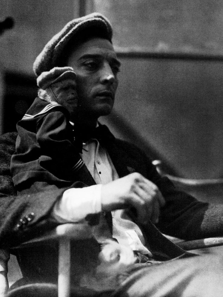 markovaldo59's tweet image. Morning.

Buster Keaton's The Cameraman (USA, 1928)

#hollywoodtuttosulcinema #goodmorning #opening #buongiorno #busterkeaton