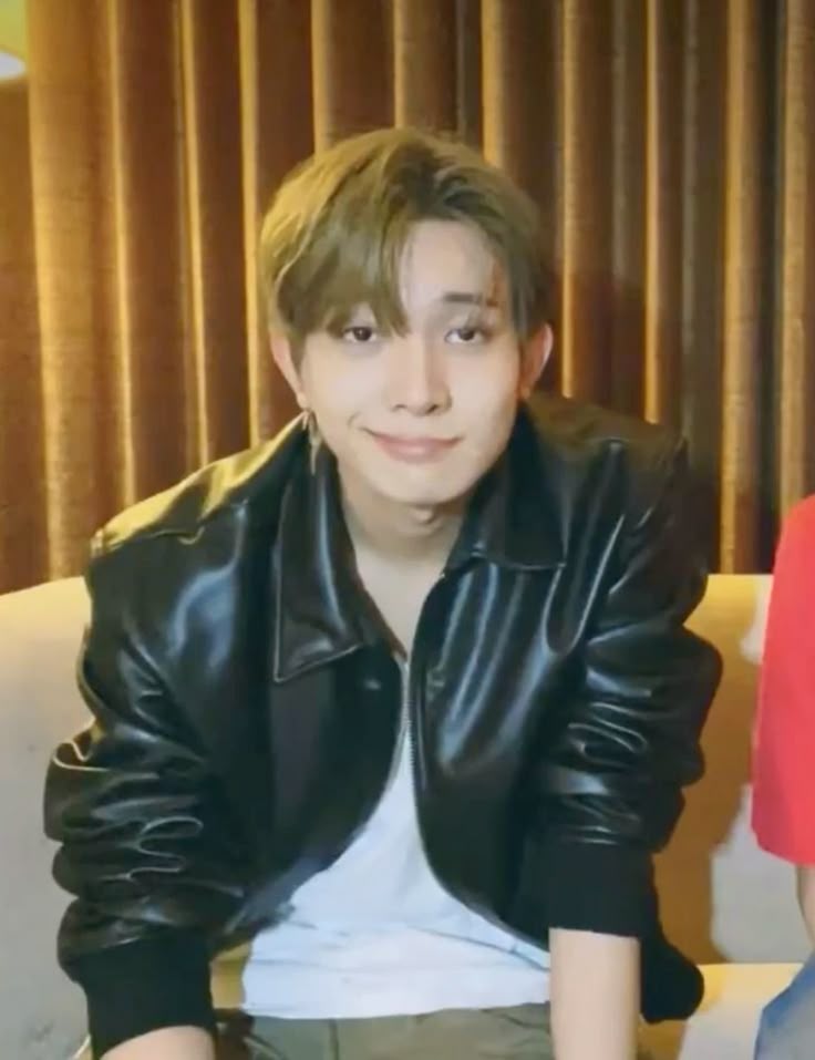 Lilicmarch77 tweet media