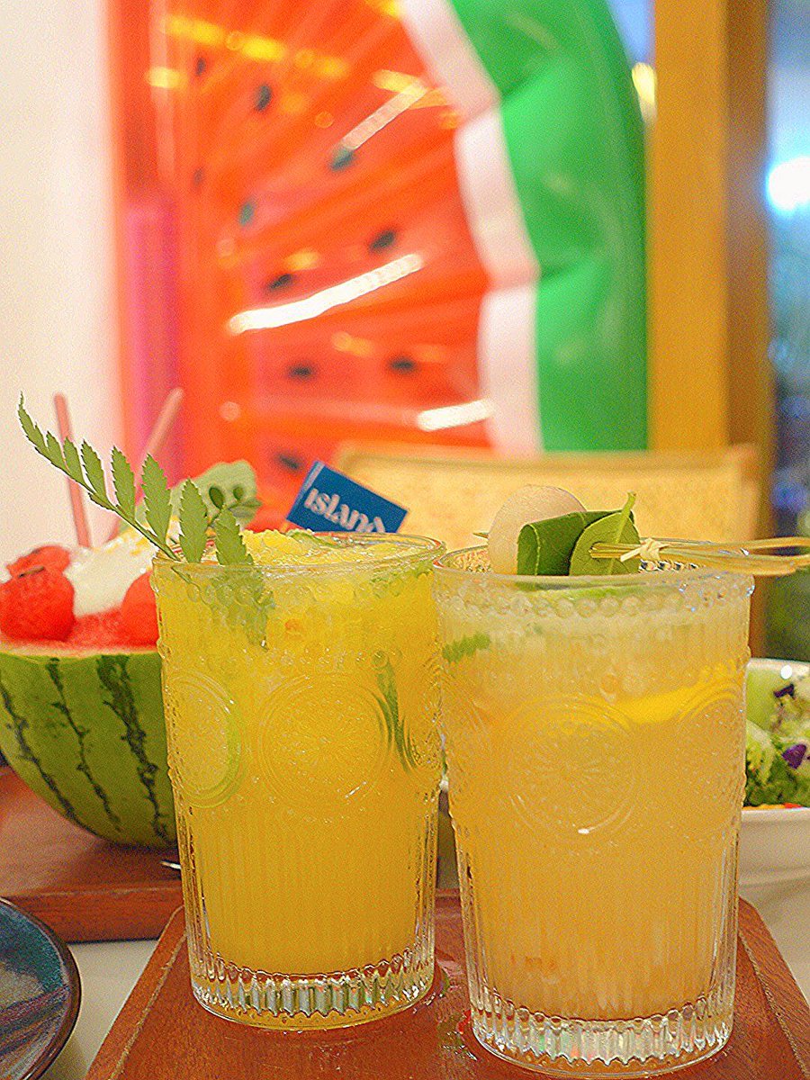 Williams baez tweet media