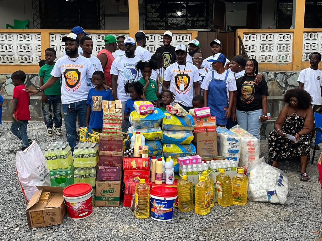 Ayam_Bornbless1 tweet media